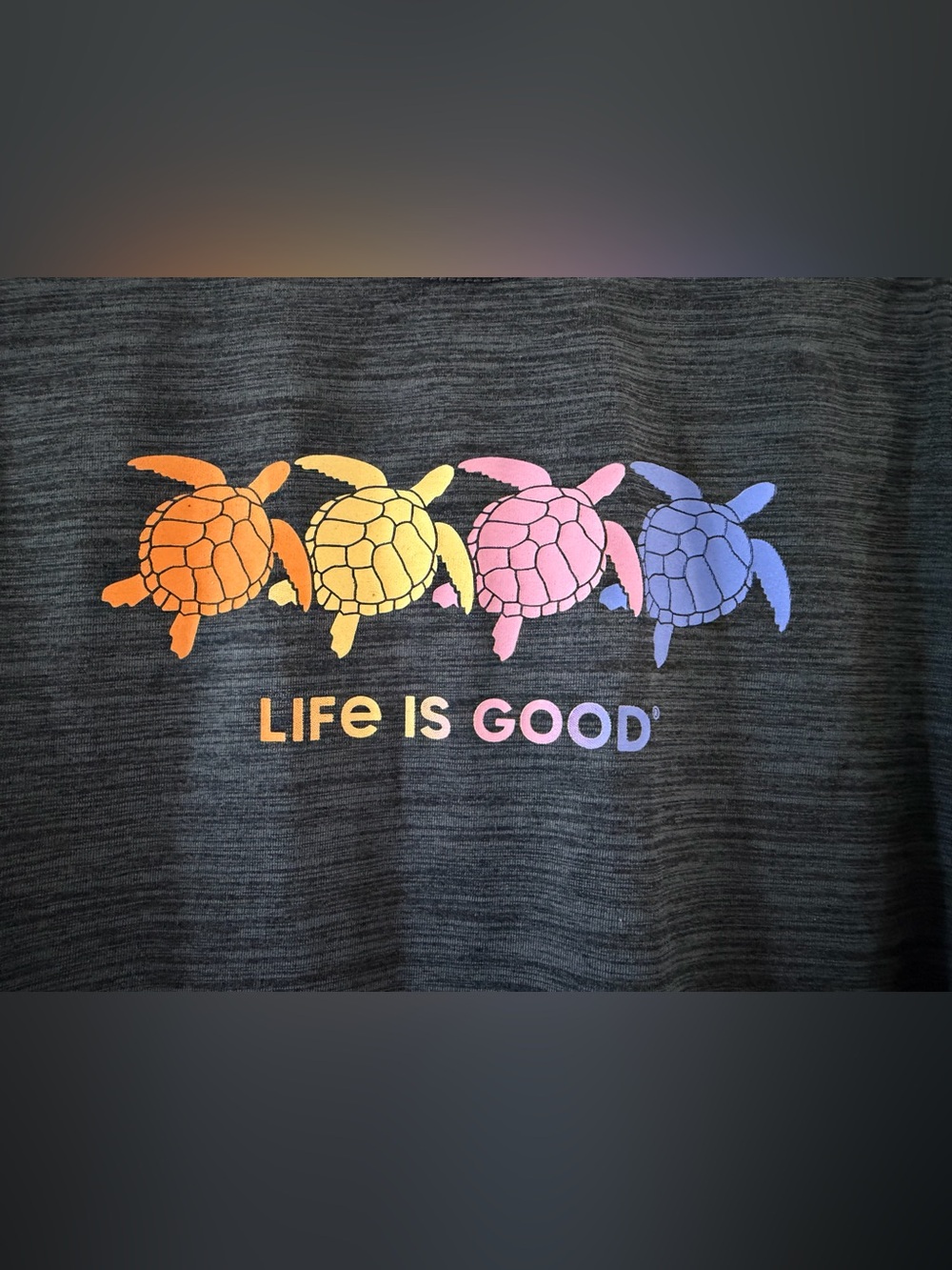 Life Is Good Rally Swimming Turtles Sun Crusher Tank - Picture 2 of 4